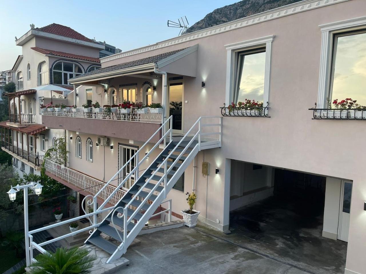 Alesio Guest House Kruje Luaran gambar