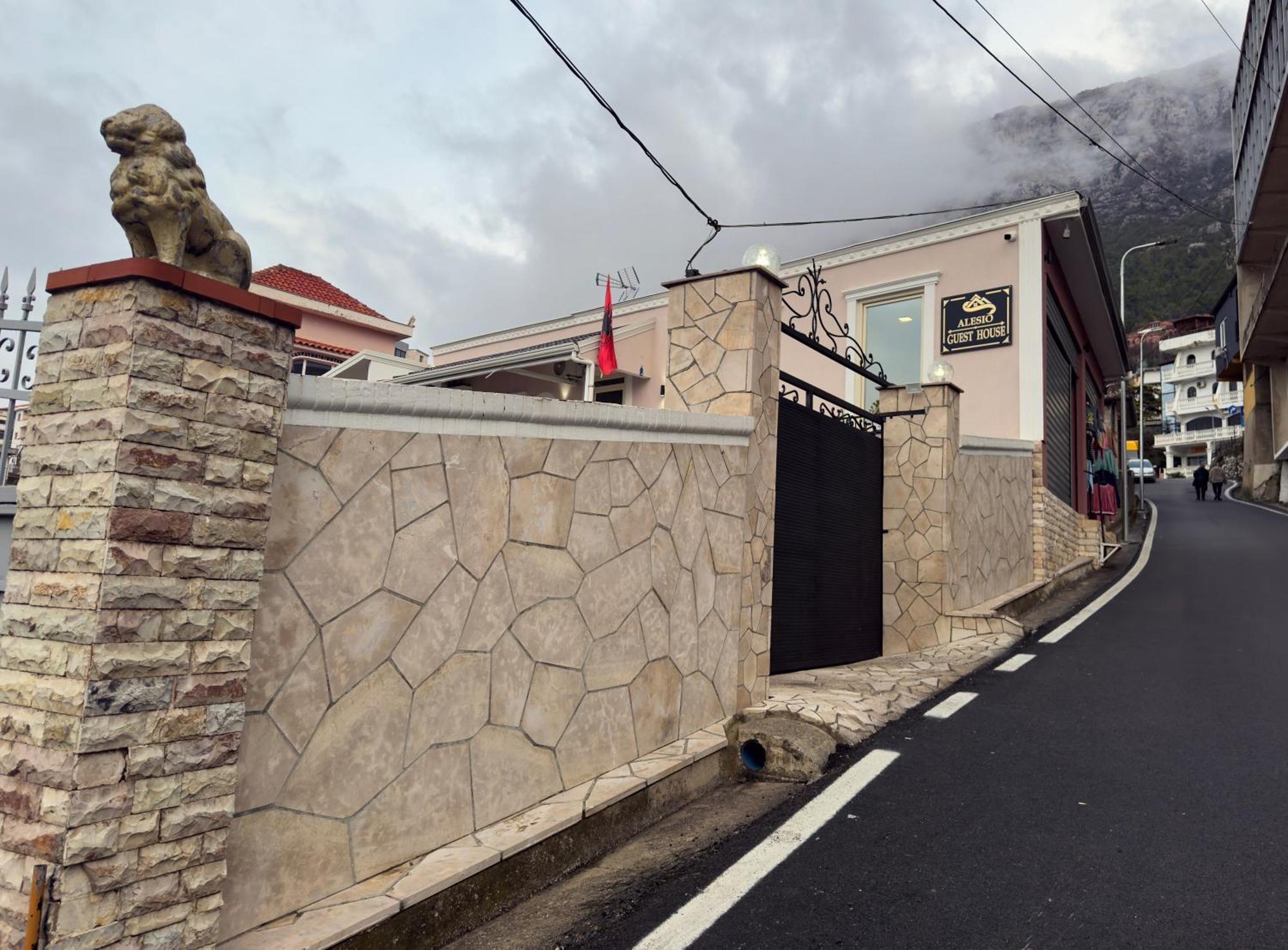 Alesio Guest House Kruje Luaran gambar